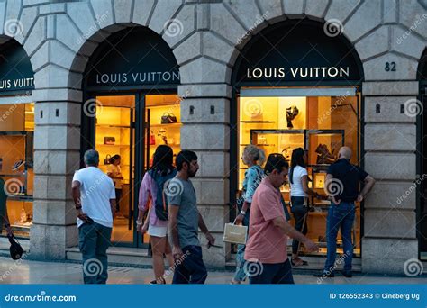 louis vuitton verona vr|Find Louis Vuitton Stores in Italy .